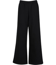 Women’s wide-leg sweatpants